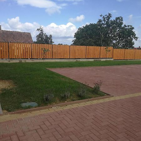 Levendulas Haz Becsehely Exterior photo
