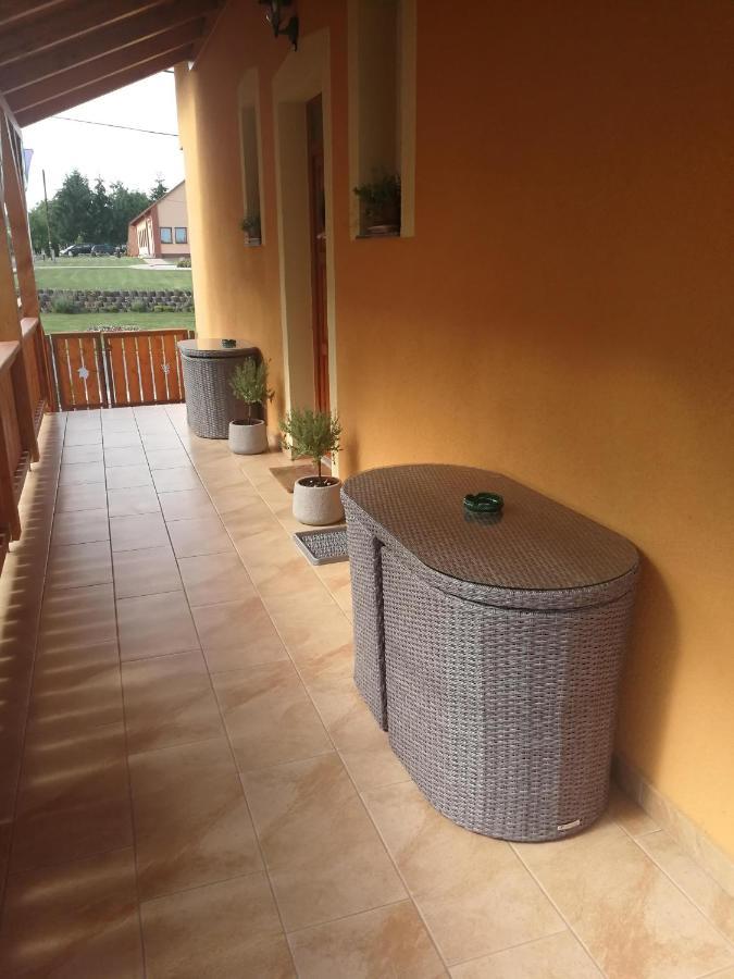 Levendulas Haz Becsehely Exterior photo